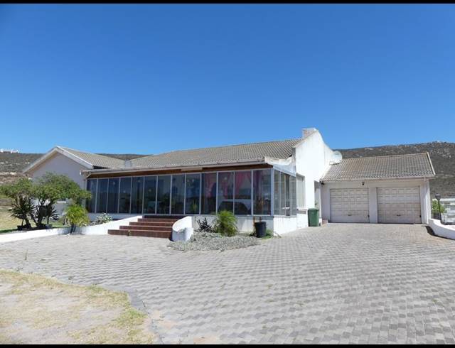 3 BEDROOM HOUSE FOR SALE IN HARBOUR LIGHTS